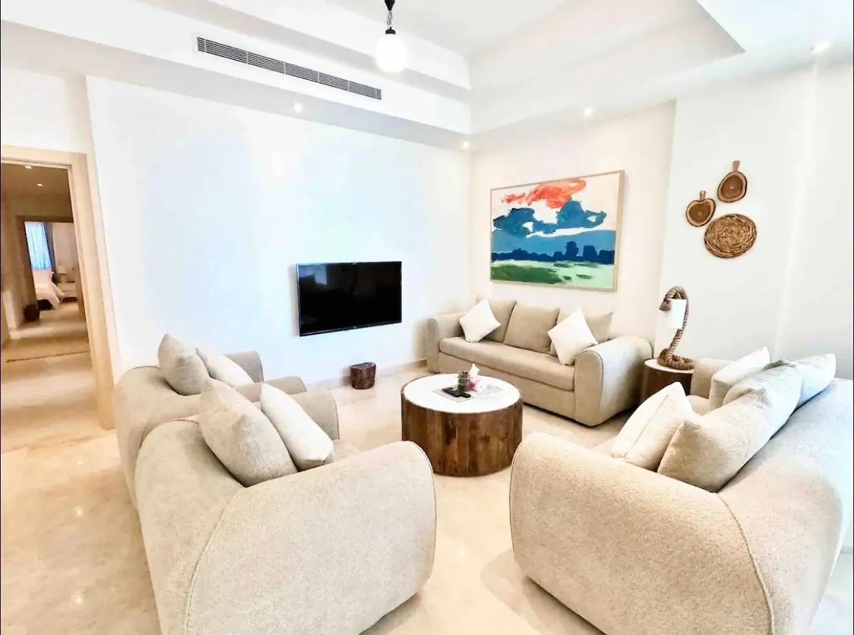 Chic/Elegant 4 Bedrooms… ジェッダ