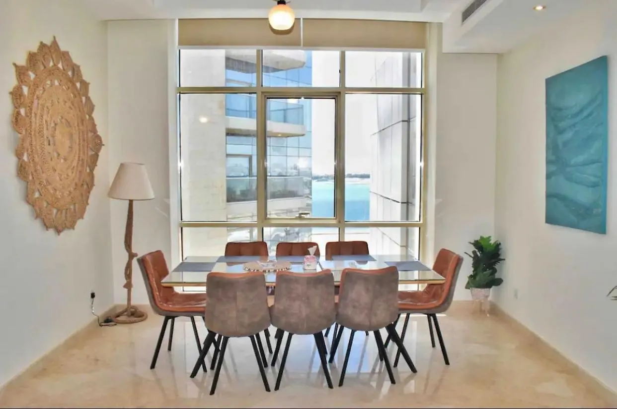 Chic/Elegant 4 Bedrooms… ジェッダ